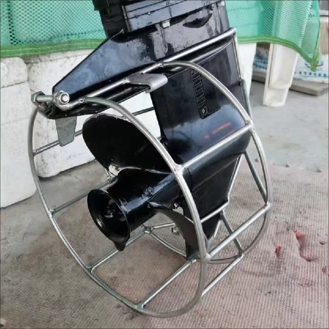 Polyester rescue ladder for the pneumatic rescue boat